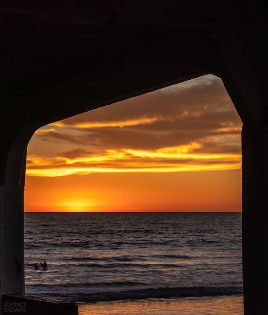 Oceanside Sunset 02 - photograph by Zero Dean